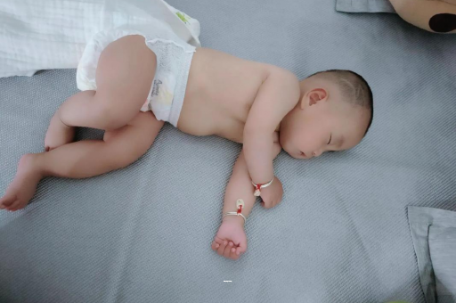 克孜勒苏宝宝咳嗽发烧拉肚子